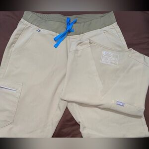 Size Medium Great Condition only wore once